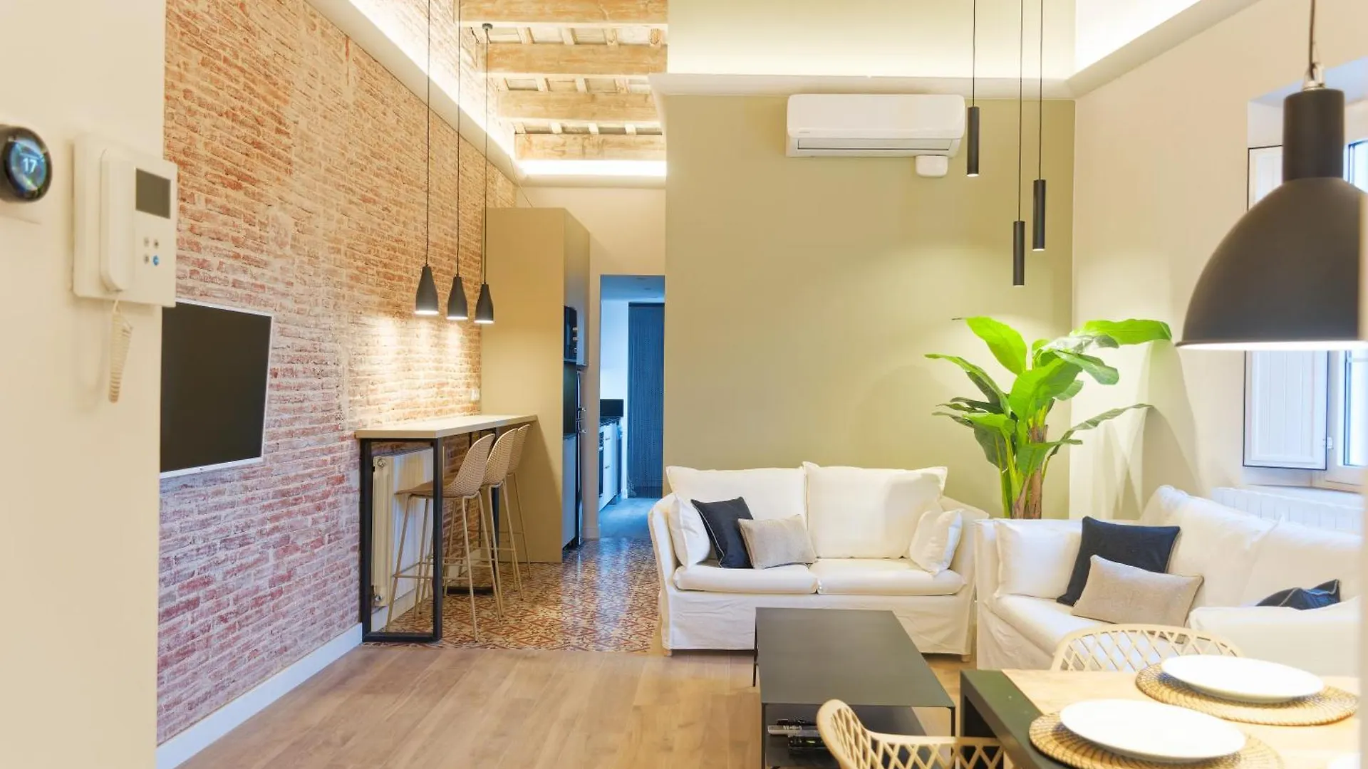 Precioso Atico Con Mucho Encanto location